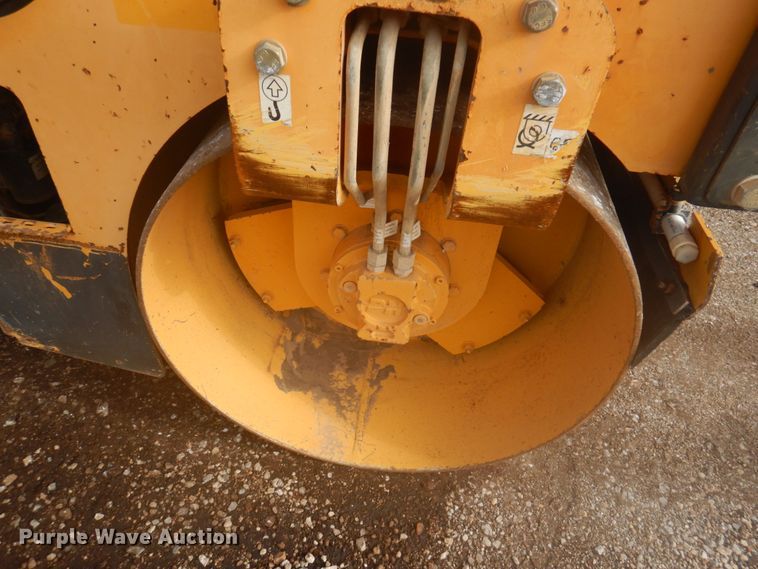 image for item DY9512 2011 Volvo DD29  vibratory double drum roller