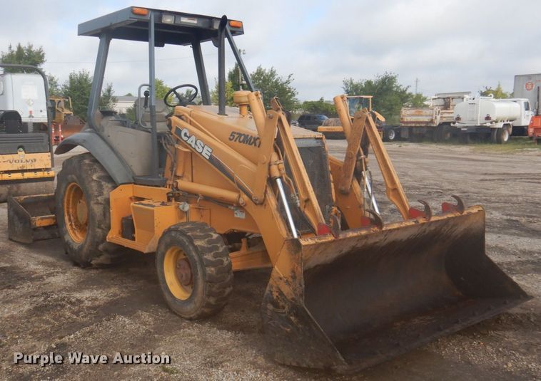 image for item DY9513 2006 Case 570M XT  landscape tractor