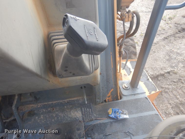 image for item DY9513 2006 Case 570M XT  landscape tractor