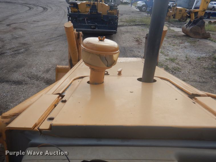 image for item DY9513 2006 Case 570M XT  landscape tractor