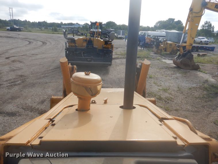 image for item DY9513 2006 Case 570M XT  landscape tractor