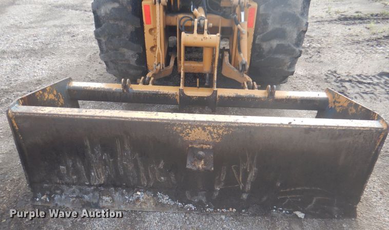 image for item DY9513 2006 Case 570M XT  landscape tractor