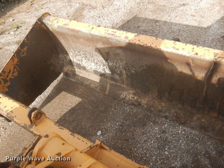 image for item DY9513 2006 Case 570M XT  landscape tractor