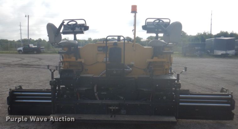 image for item DY9514 2017 Weiler P385B  paver