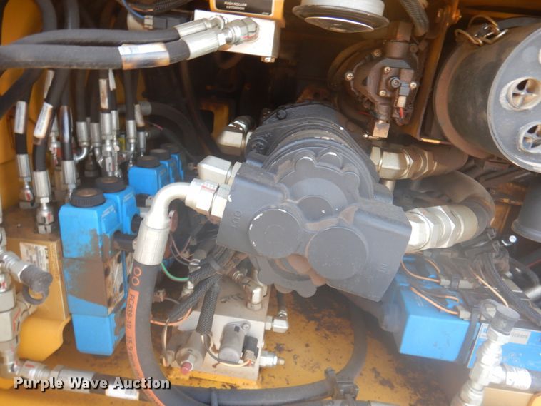 image for item DY9514 2017 Weiler P385B  paver