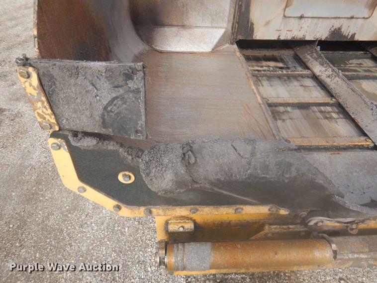 image for item DY9514 2017 Weiler P385B  paver