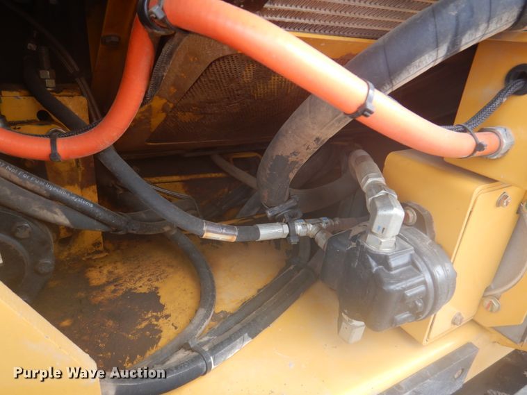 image for item DY9514 2017 Weiler P385B  paver