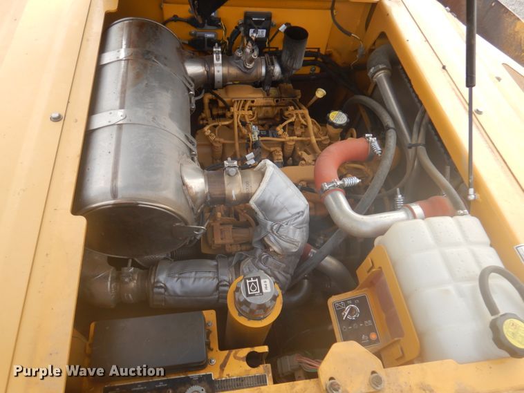 image for item DY9514 2017 Weiler P385B  paver