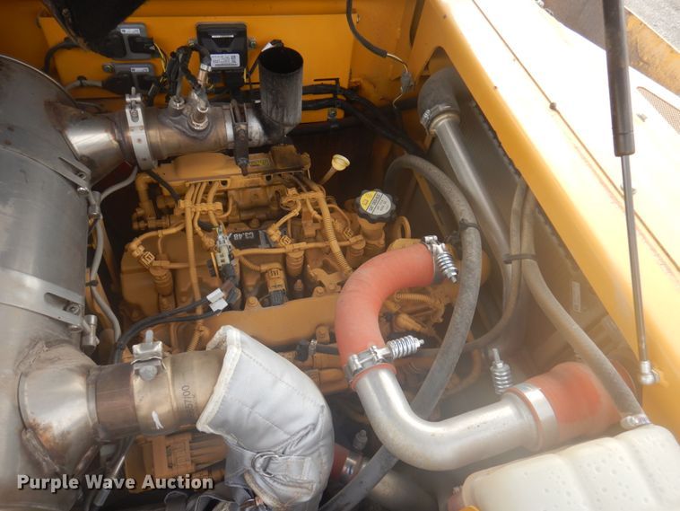 image for item DY9514 2017 Weiler P385B  paver