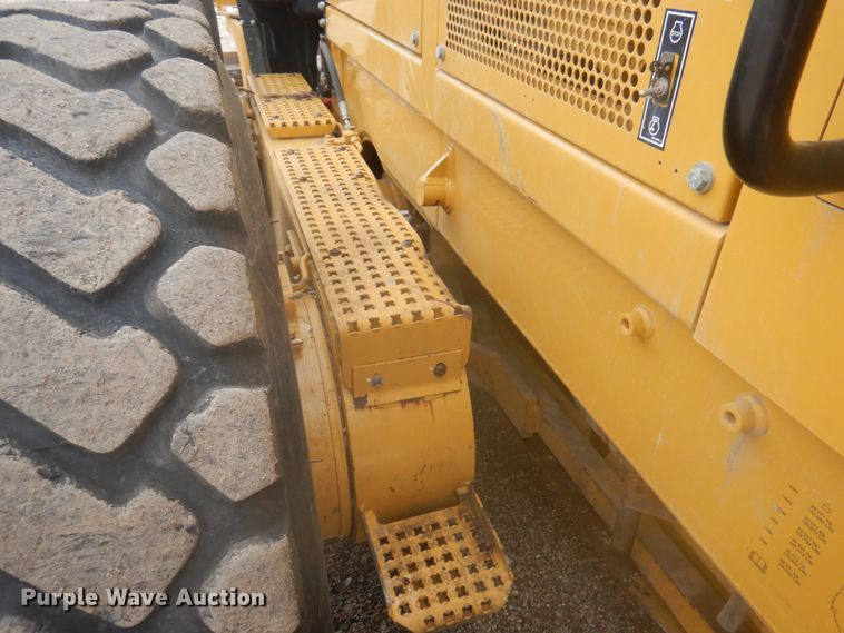 image for item DY9515 2010 Caterpillar 140M VHP  motor grader