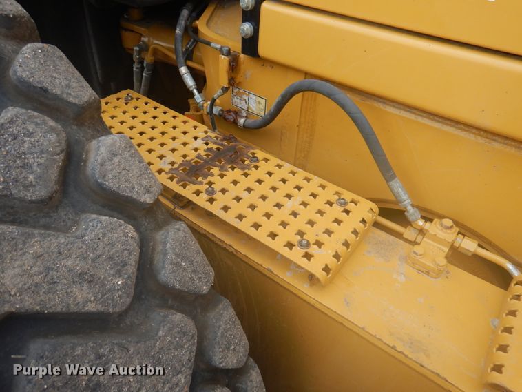 image for item DY9515 2010 Caterpillar 140M VHP  motor grader