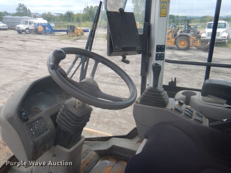 image for item DY9516 2014 Volvo SD115  vibratory single drum roller