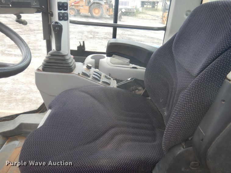 image for item DY9516 2014 Volvo SD115  vibratory single drum roller