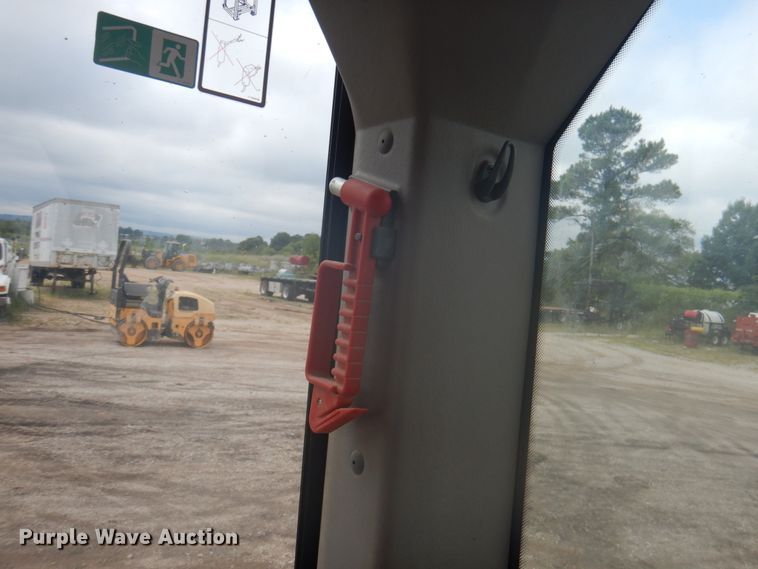 image for item DY9516 2014 Volvo SD115  vibratory single drum roller