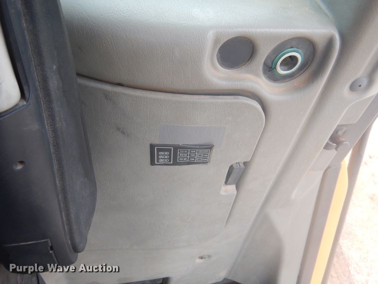 image for item DY9516 2014 Volvo SD115  vibratory single drum roller