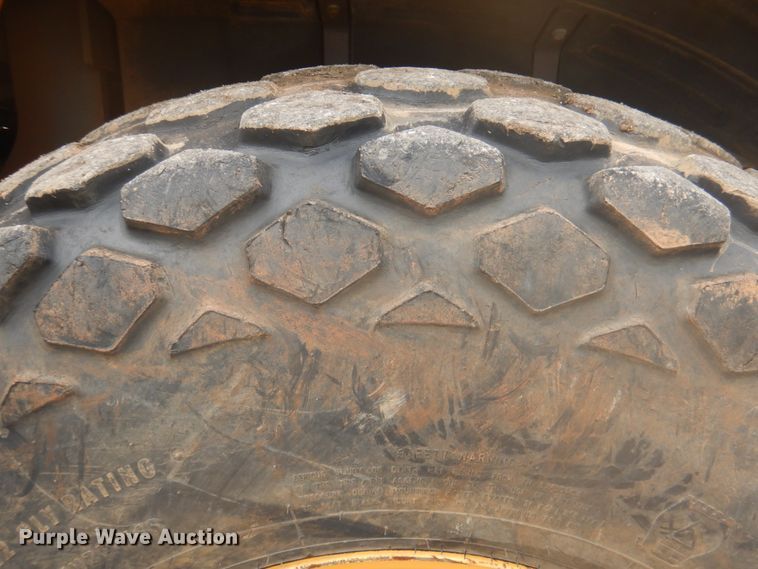 image for item DY9516 2014 Volvo SD115  vibratory single drum roller