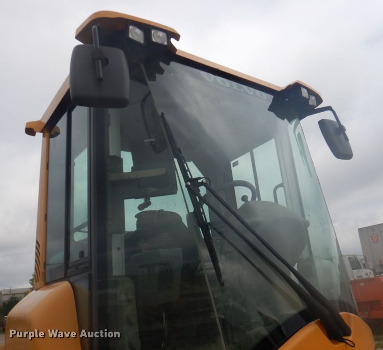 image for item DY9516 2014 Volvo SD115  vibratory single drum roller