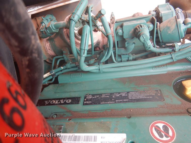 image for item DY9516 2014 Volvo SD115  vibratory single drum roller