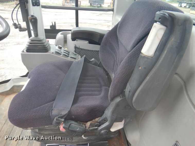 image for item DY9517 2014 Volvo SD115  vibratory single drum roller