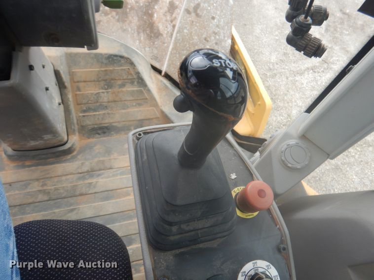 image for item DY9517 2014 Volvo SD115  vibratory single drum roller