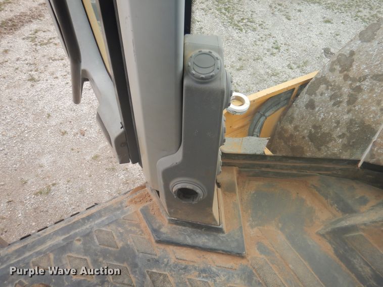 image for item DY9517 2014 Volvo SD115  vibratory single drum roller