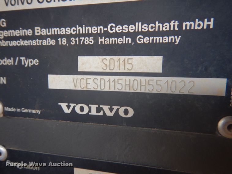 image for item DY9517 2014 Volvo SD115  vibratory single drum roller