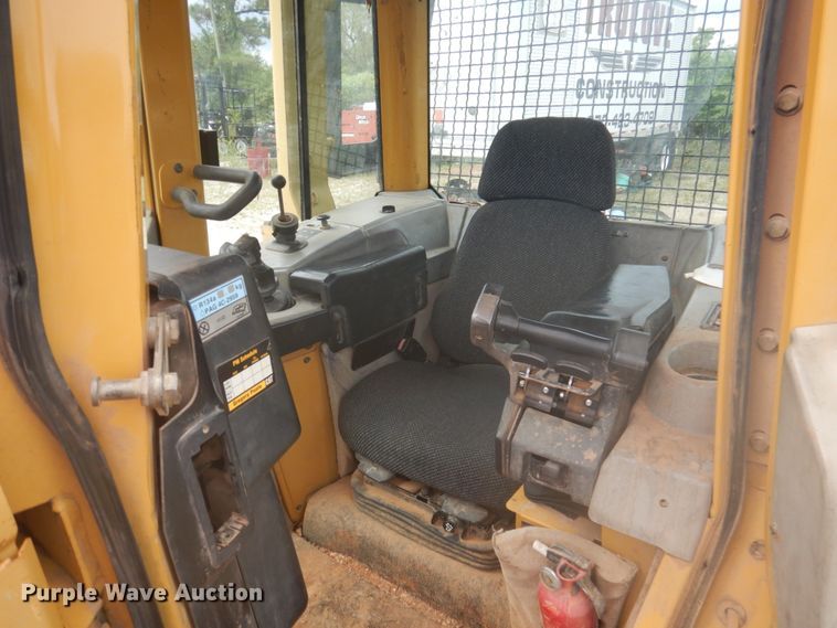 image for item DY9518 2006 Caterpillar D5N XL  crawler dozer