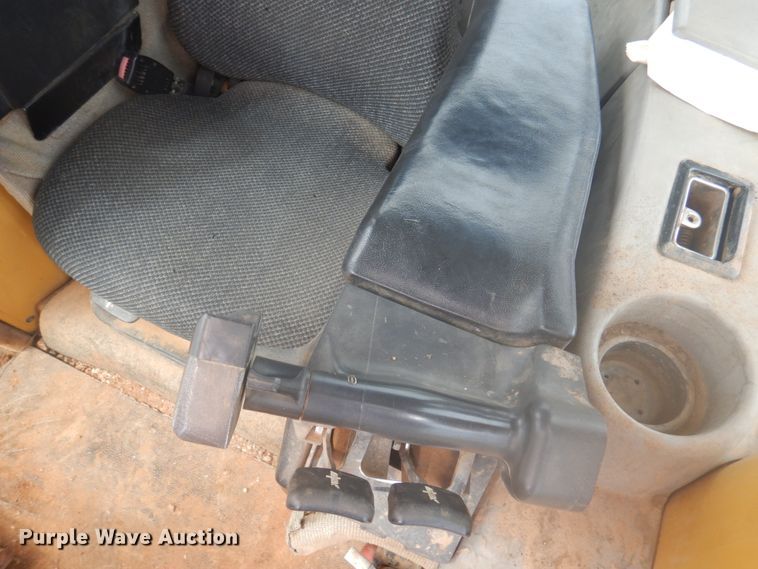 image for item DY9518 2006 Caterpillar D5N XL  crawler dozer