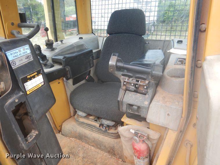 image for item DY9518 2006 Caterpillar D5N XL  crawler dozer