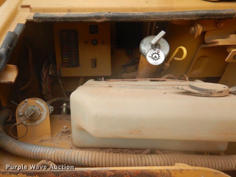 image for item DY9518 2006 Caterpillar D5N XL  crawler dozer