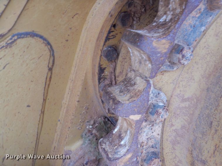 image for item DY9518 2006 Caterpillar D5N XL  crawler dozer