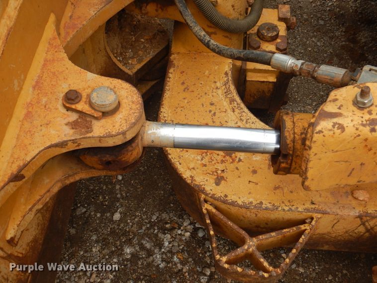 image for item DY9518 2006 Caterpillar D5N XL  crawler dozer