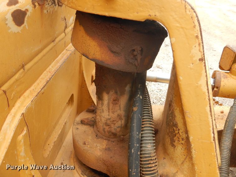 image for item DY9518 2006 Caterpillar D5N XL  crawler dozer