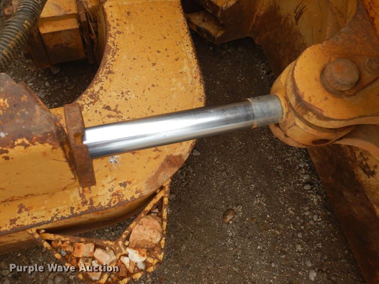 image for item DY9518 2006 Caterpillar D5N XL  crawler dozer