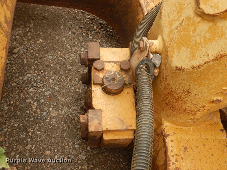 image for item DY9518 2006 Caterpillar D5N XL  crawler dozer