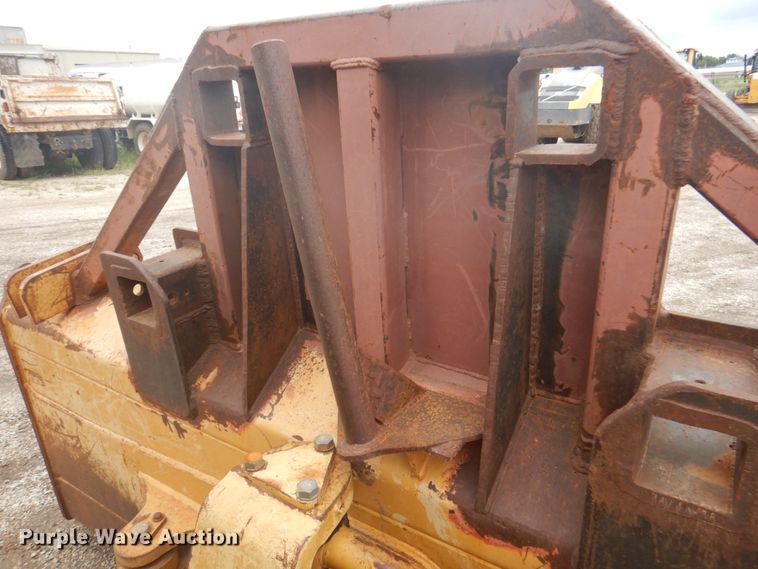 image for item DY9518 2006 Caterpillar D5N XL  crawler dozer