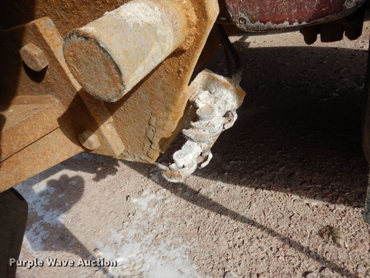 image for item EC9161 2002 Freightliner FL112 dump truck