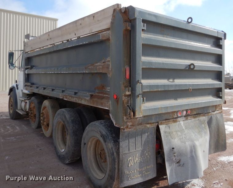 image for item EC9161 2002 Freightliner FL112 dump truck