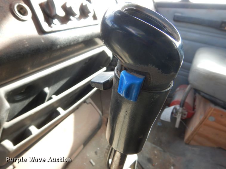 image for item EC9161 2002 Freightliner FL112 dump truck