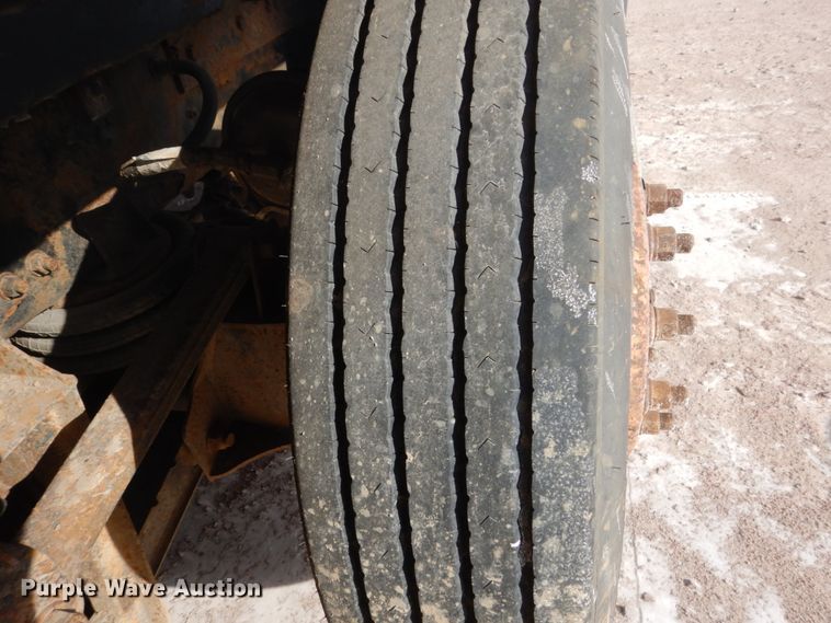 image for item EC9161 2002 Freightliner FL112 dump truck