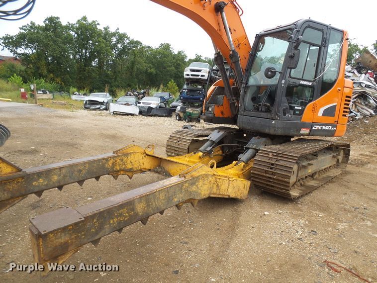 image for item EP9885 2018 Doosan DX140LCR-5  excavator