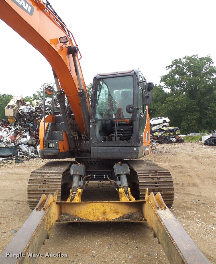 image for item EP9885 2018 Doosan DX140LCR-5  excavator