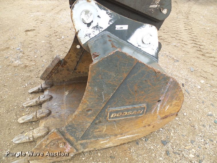 image for item EP9885 2018 Doosan DX140LCR-5  excavator