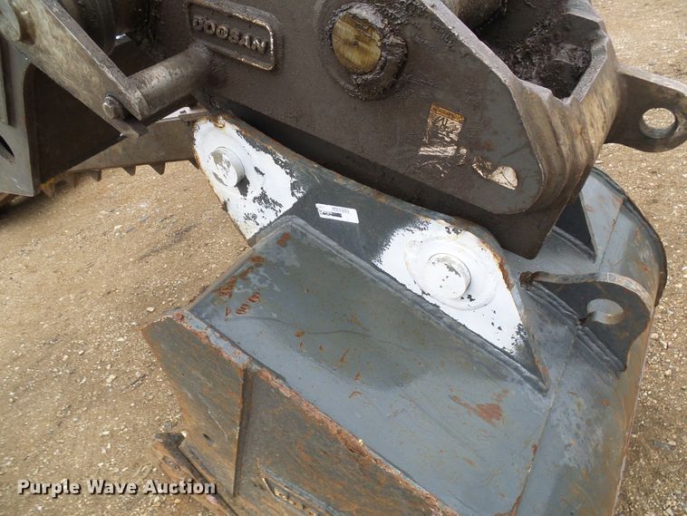 image for item EP9885 2018 Doosan DX140LCR-5  excavator