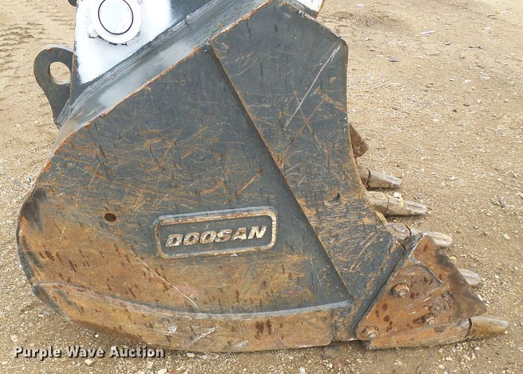 image for item EP9885 2018 Doosan DX140LCR-5  excavator