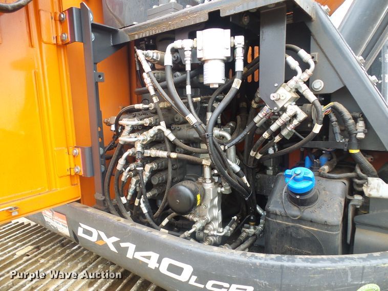 image for item EP9885 2018 Doosan DX140LCR-5  excavator