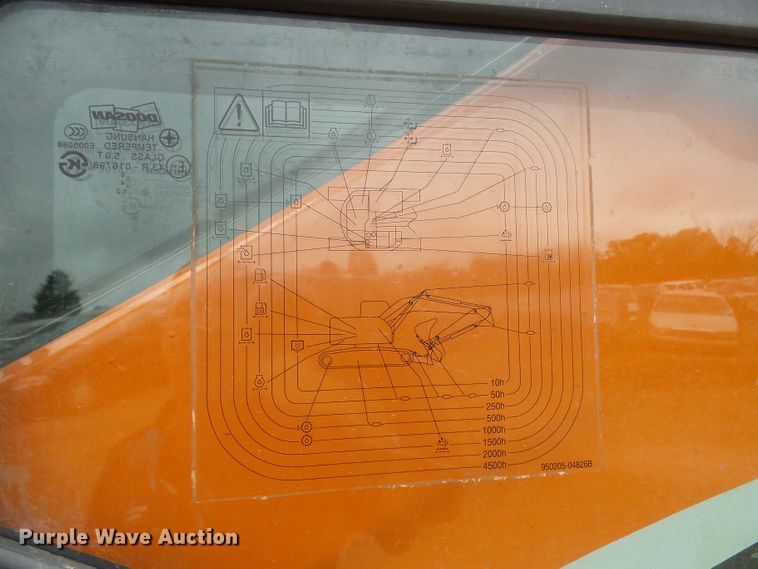 image for item EP9885 2018 Doosan DX140LCR-5  excavator