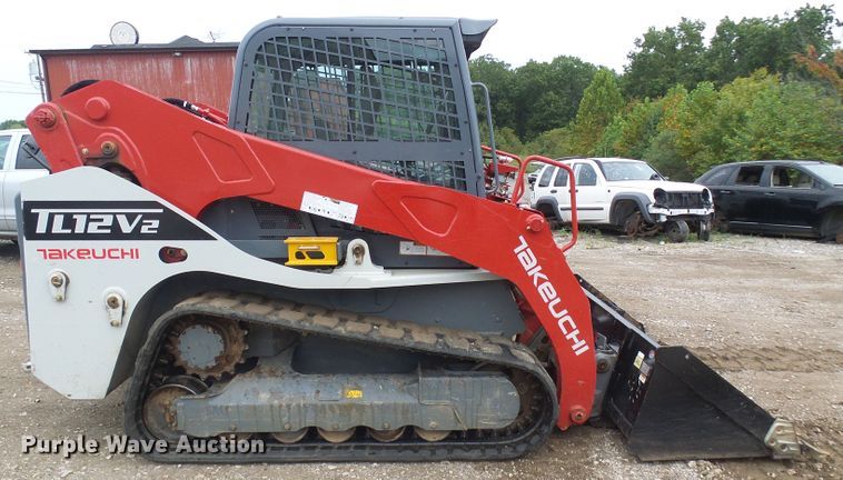image for item EP9886 2019 Takeuchi TL12V-2  tracked skid steer loader