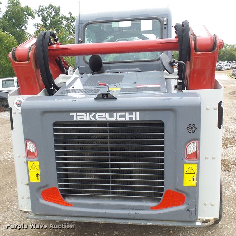 image for item EP9886 2019 Takeuchi TL12V-2  tracked skid steer loader