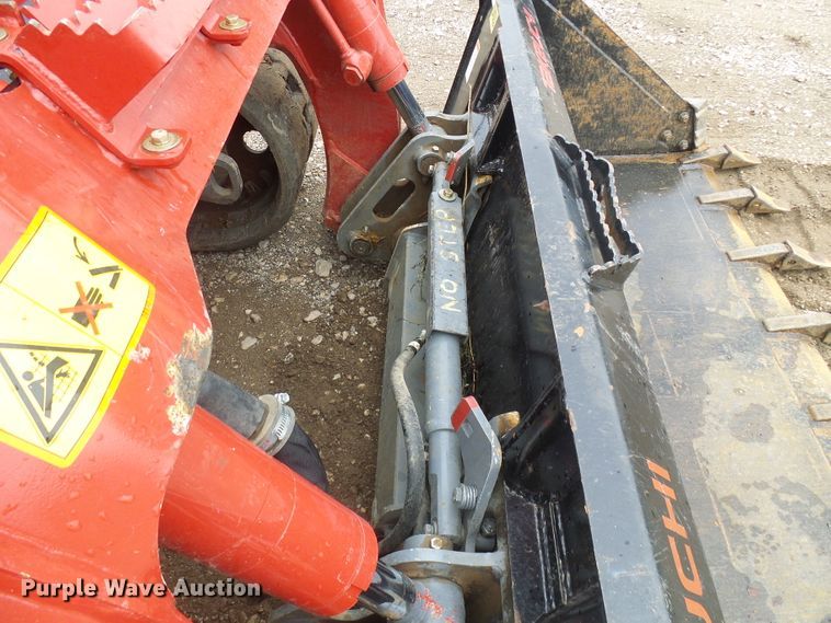 image for item EP9886 2019 Takeuchi TL12V-2  tracked skid steer loader